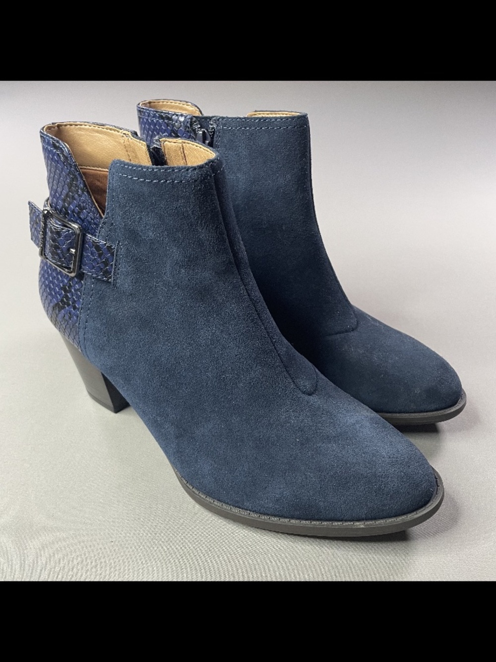 NEW Vionic Shoes Womens 8.5 blue suede snake leather ankle boots moto city indie